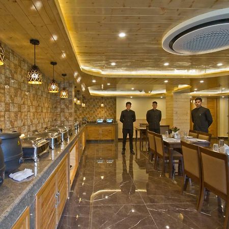 The Holiday Villa Resorts & Spa 马拉里 外观 照片