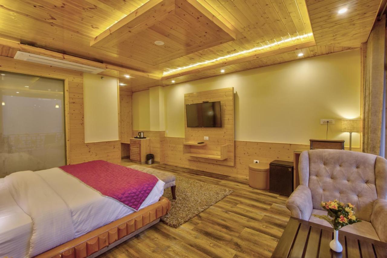 The Holiday Villa Resorts & Spa 马拉里 外观 照片