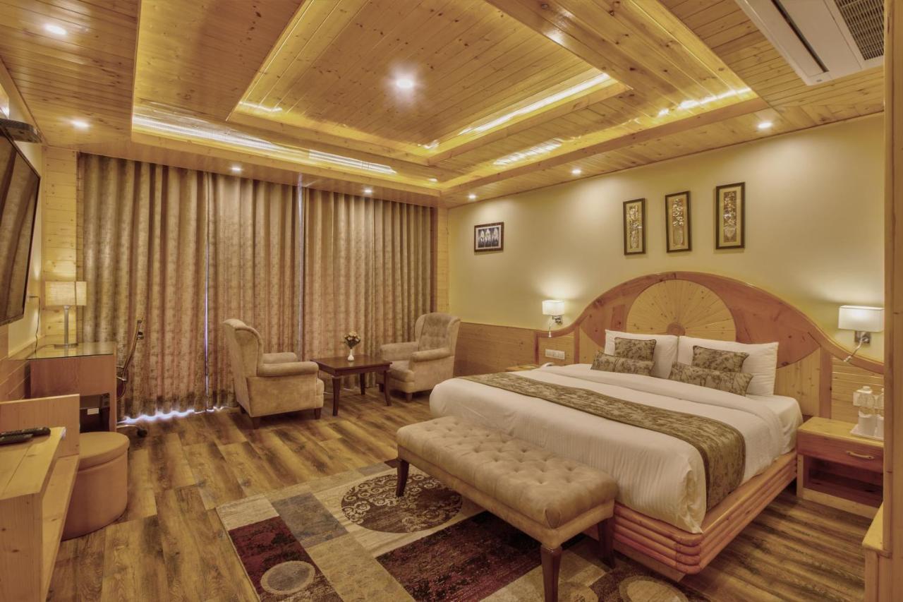 The Holiday Villa Resorts & Spa 马拉里 外观 照片