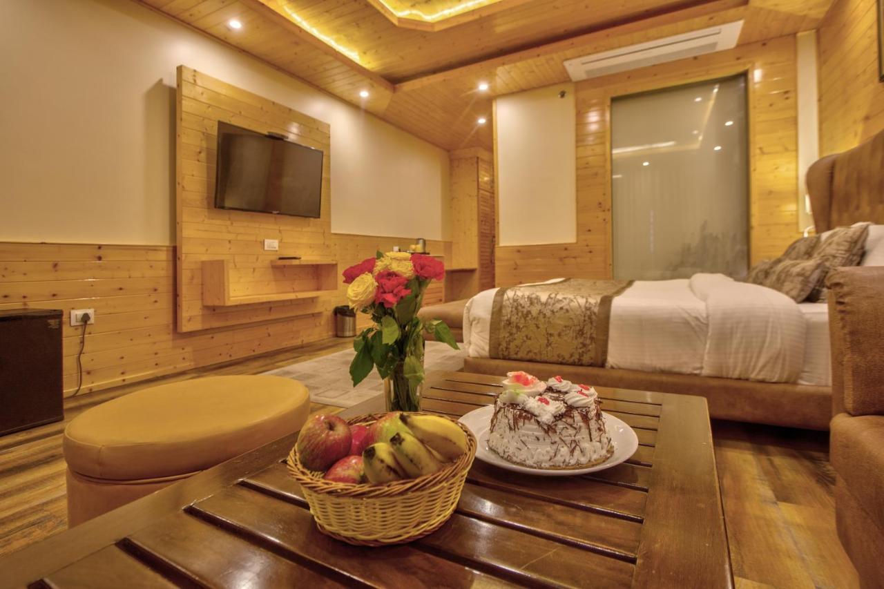 The Holiday Villa Resorts & Spa 马拉里 外观 照片